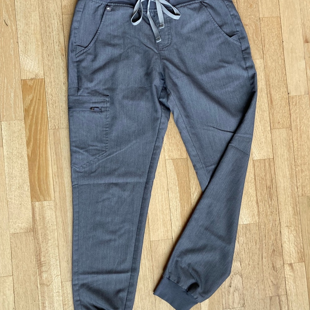 FIGS Technical Collection Zamora Joggers. Graphite color, S. Worn once.